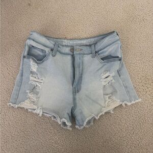 No Boundaries Jean shorts sz 11